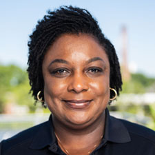 latoya wells headshot