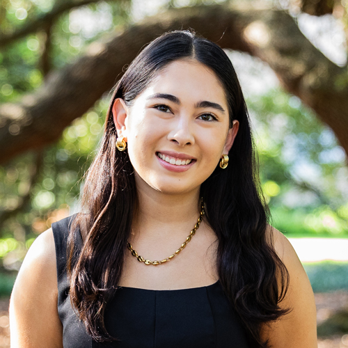 Headshot of Maya Woodruff