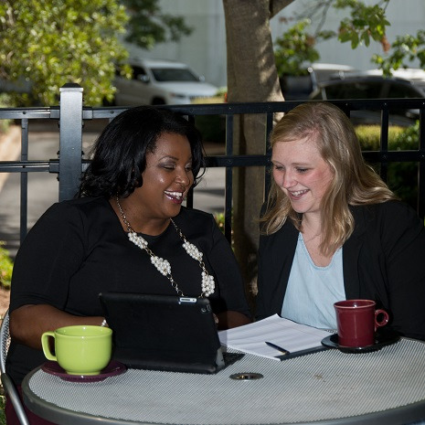 Alumni mentoring a student