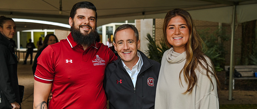 Lee Pearson with UofSC alumni